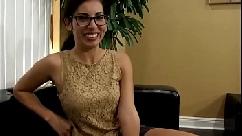 Verdade ou desafio com madrasta gostosa