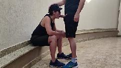 Sapatão macho pra caralho perdeu aposta no futebol e teve que pagar com a buceta